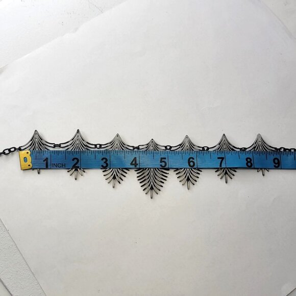 Black and White Spike Pendant or Leaf Motif Necklace - Picture 13 of 16